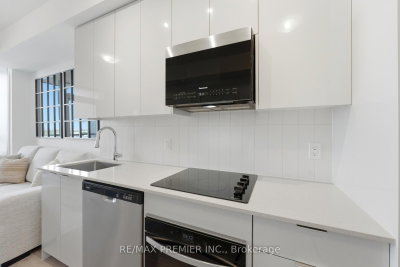 10 Abeja Street • #1512 • Vaughan, ON photo 6