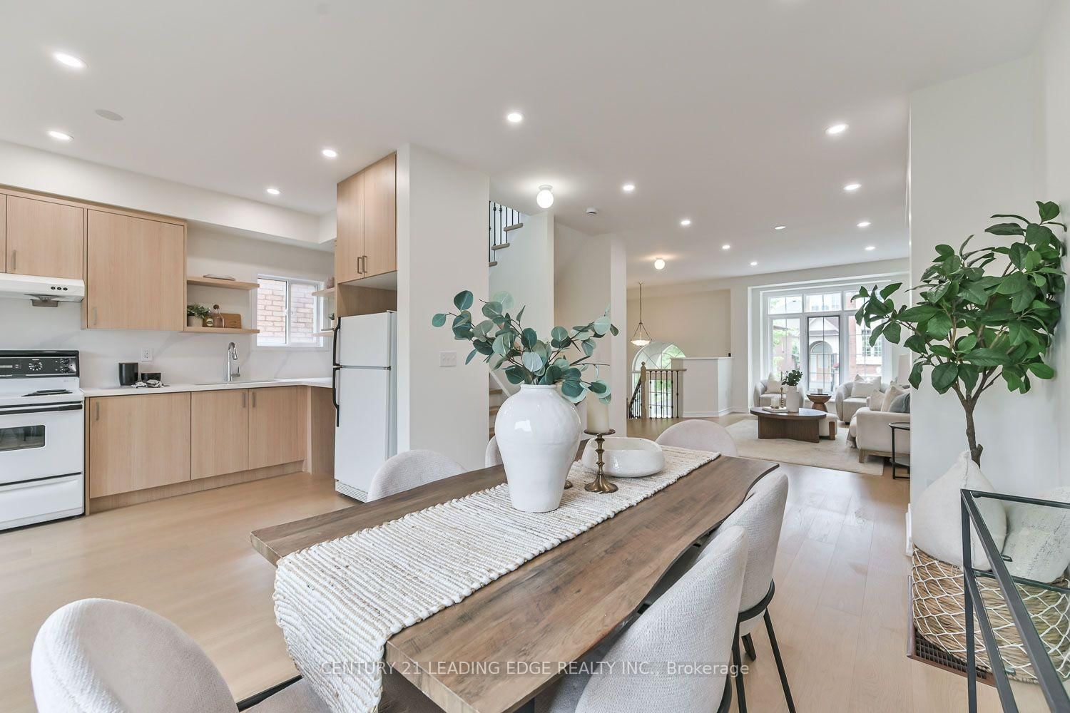 23 Crawford Street • Markham, ON photo 11