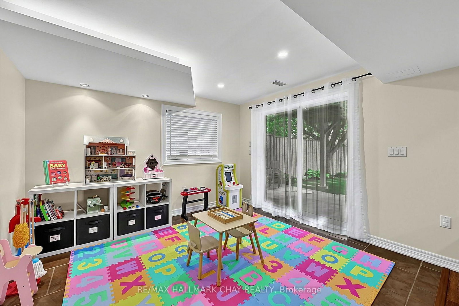 109 Noble Drive • Bradford West Gwillimbury, ON photo 23