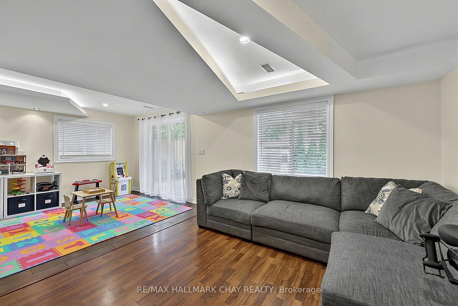 109 Noble Drive • Bradford West Gwillimbury, ON photo 27