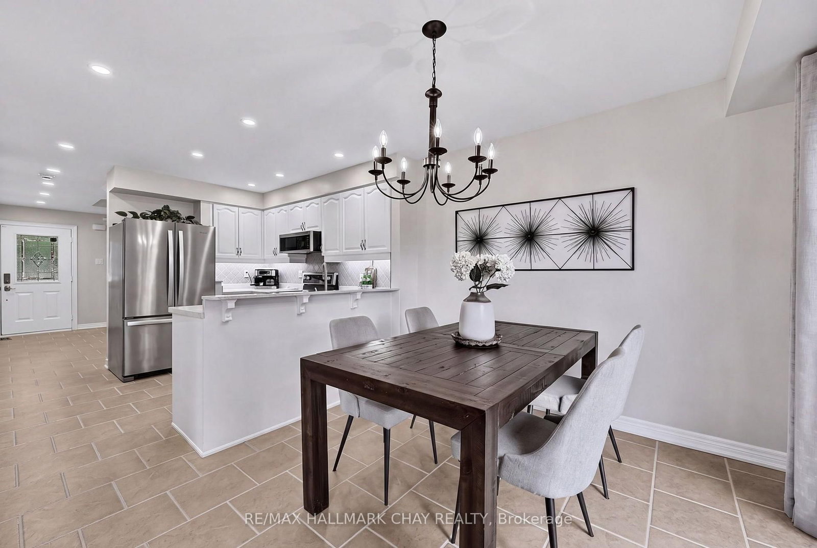 109 Noble Drive • Bradford West Gwillimbury, ON photo 9