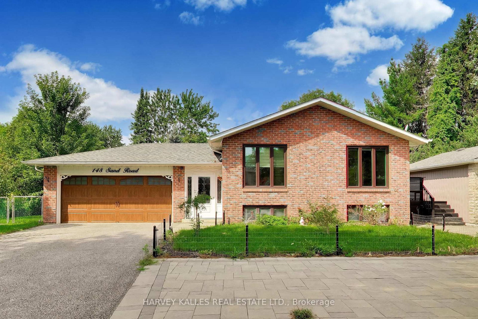 148 Sand Road • East Gwillimbury, ON photo 1