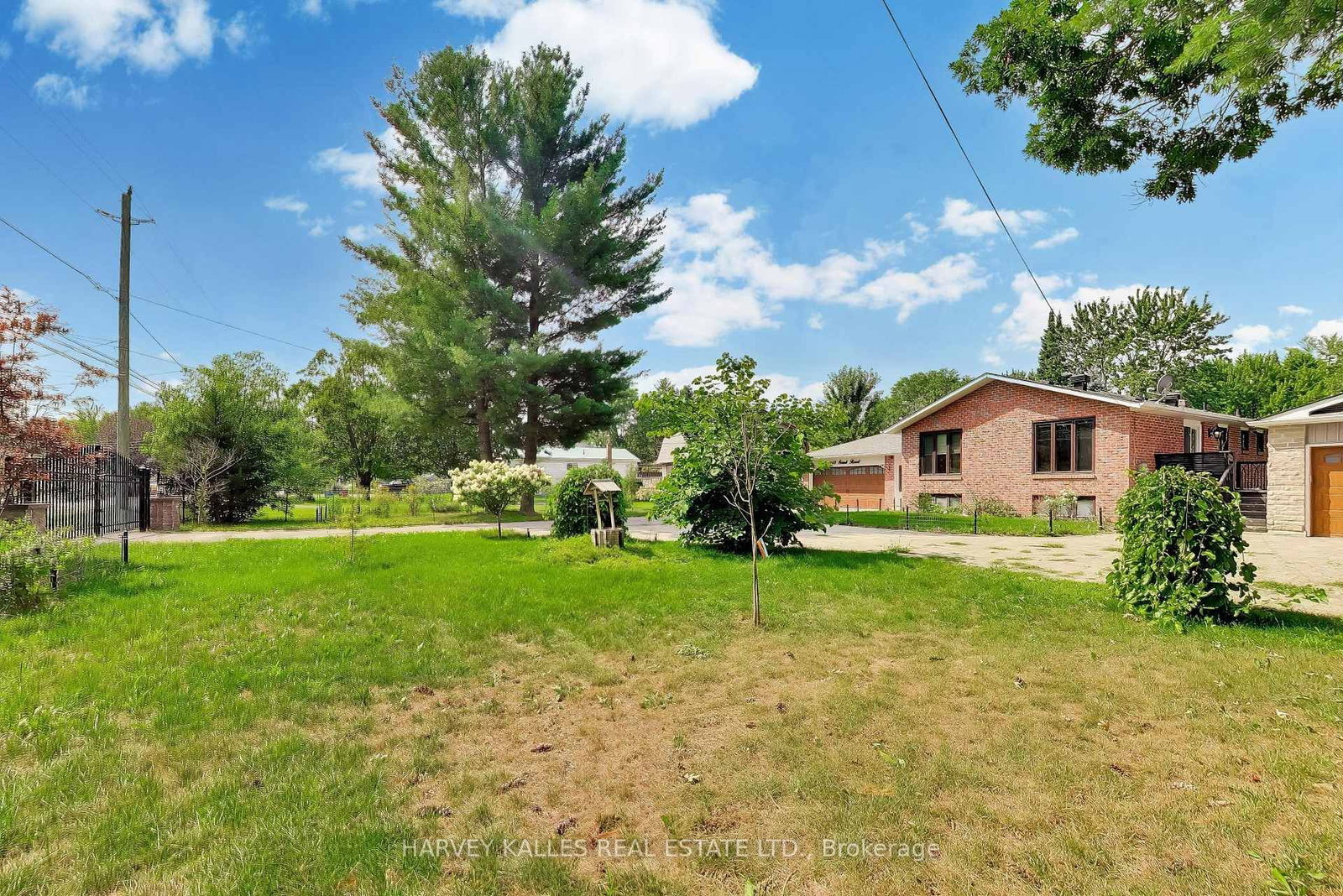 148 Sand Road • East Gwillimbury, ON photo 4