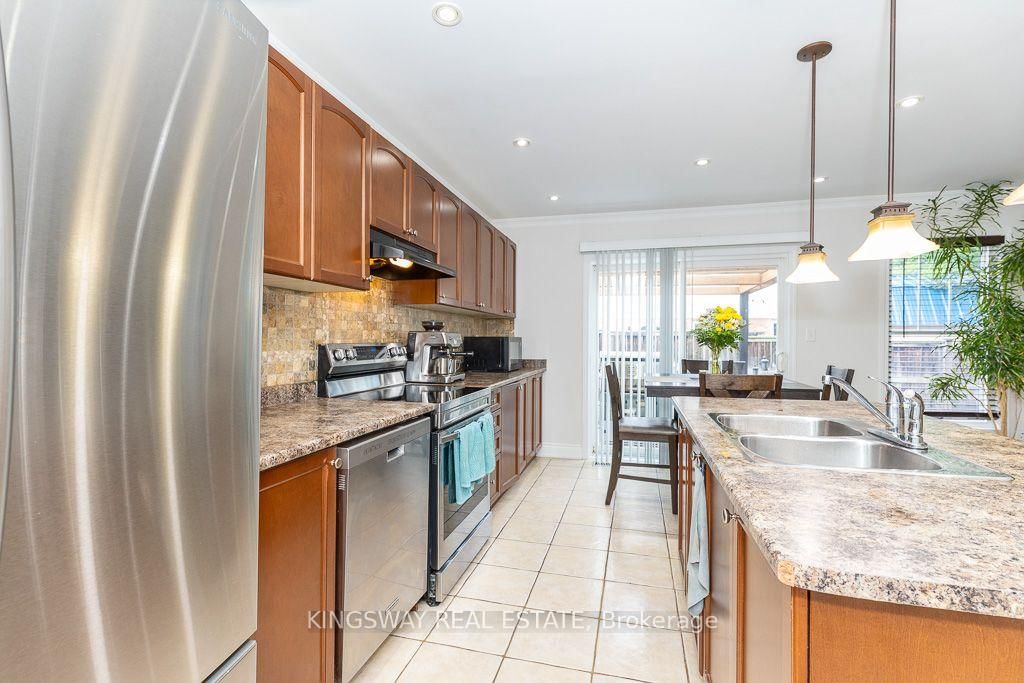 83 Kidd Crescent • New Tecumseth, ON photo 18