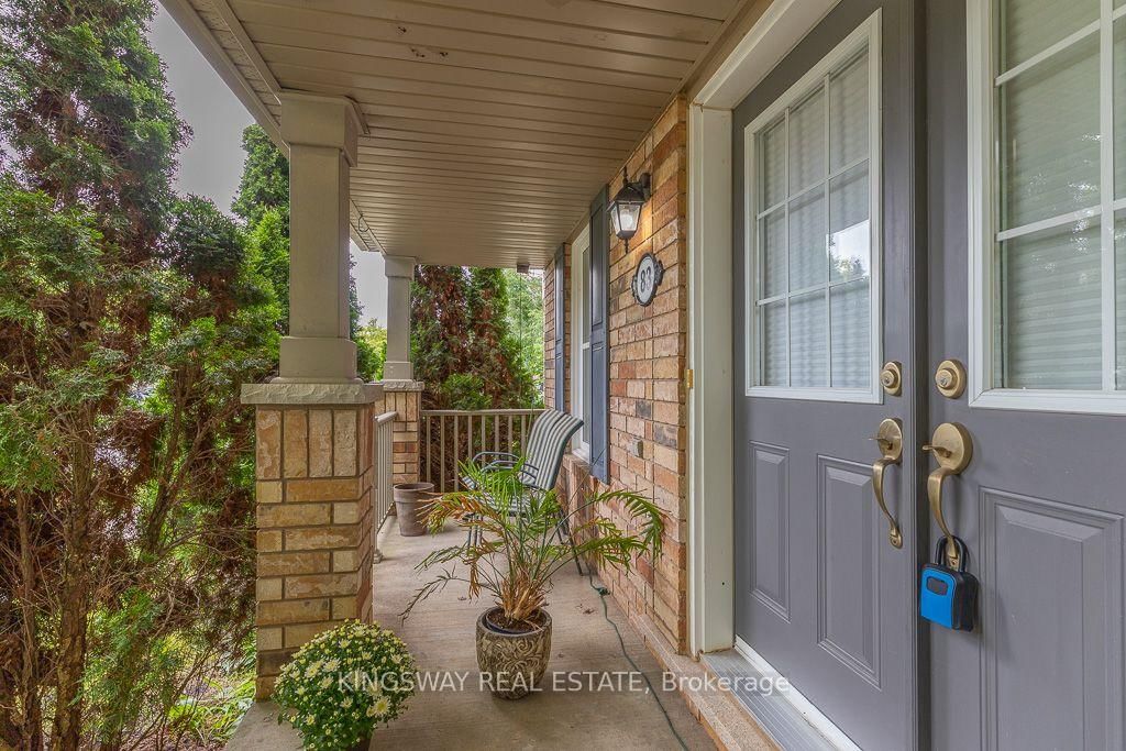 83 Kidd Crescent • New Tecumseth, ON photo 5