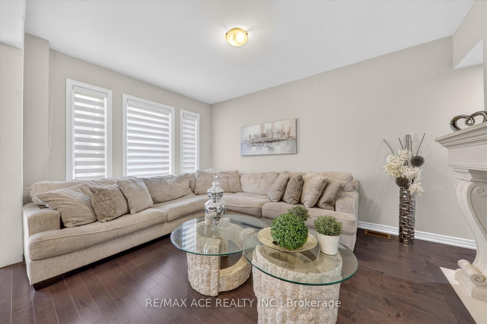 10 Andreeta Drive • Vaughan, ON photo 14