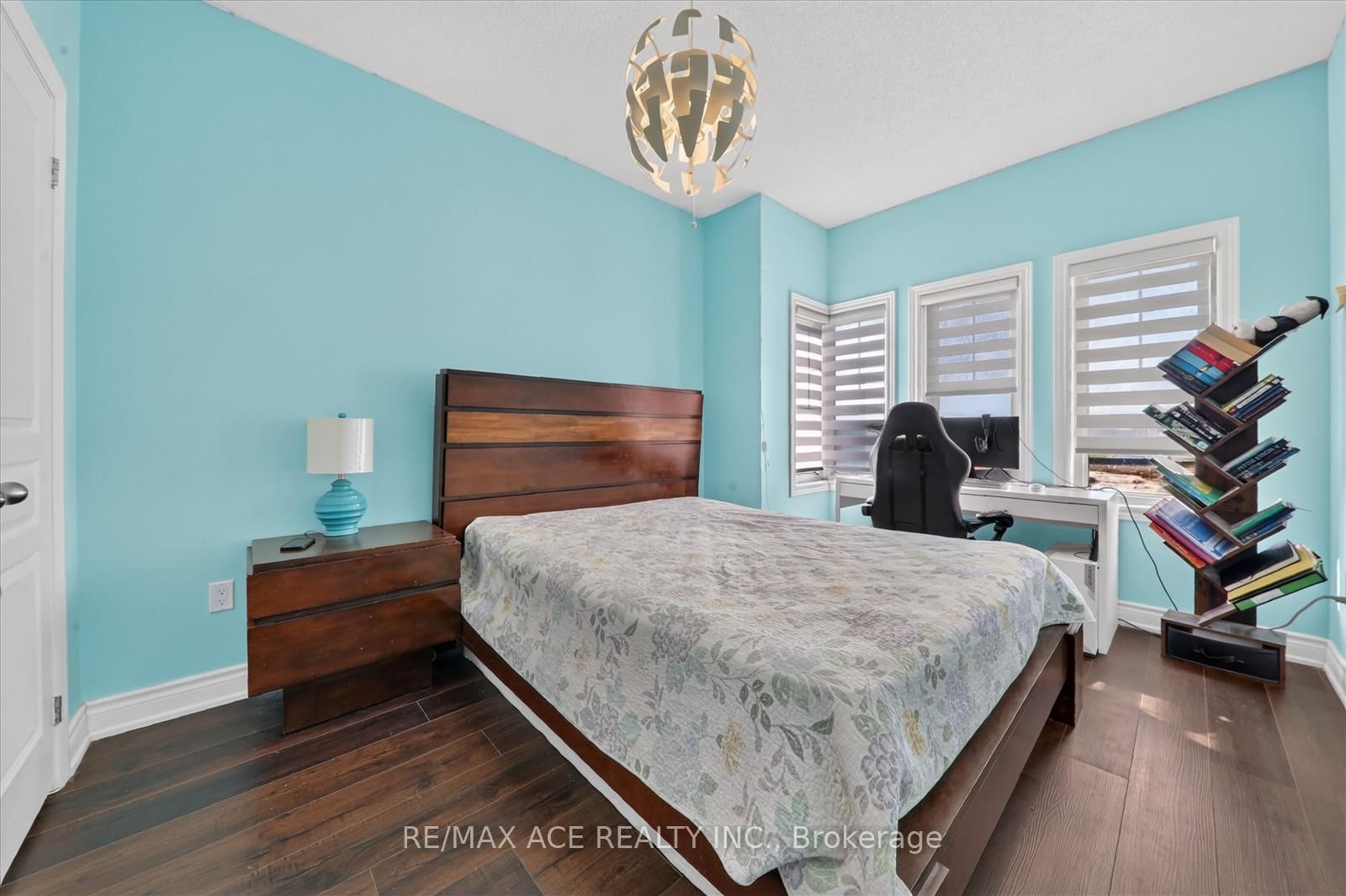 10 Andreeta Drive • Vaughan, ON photo 24