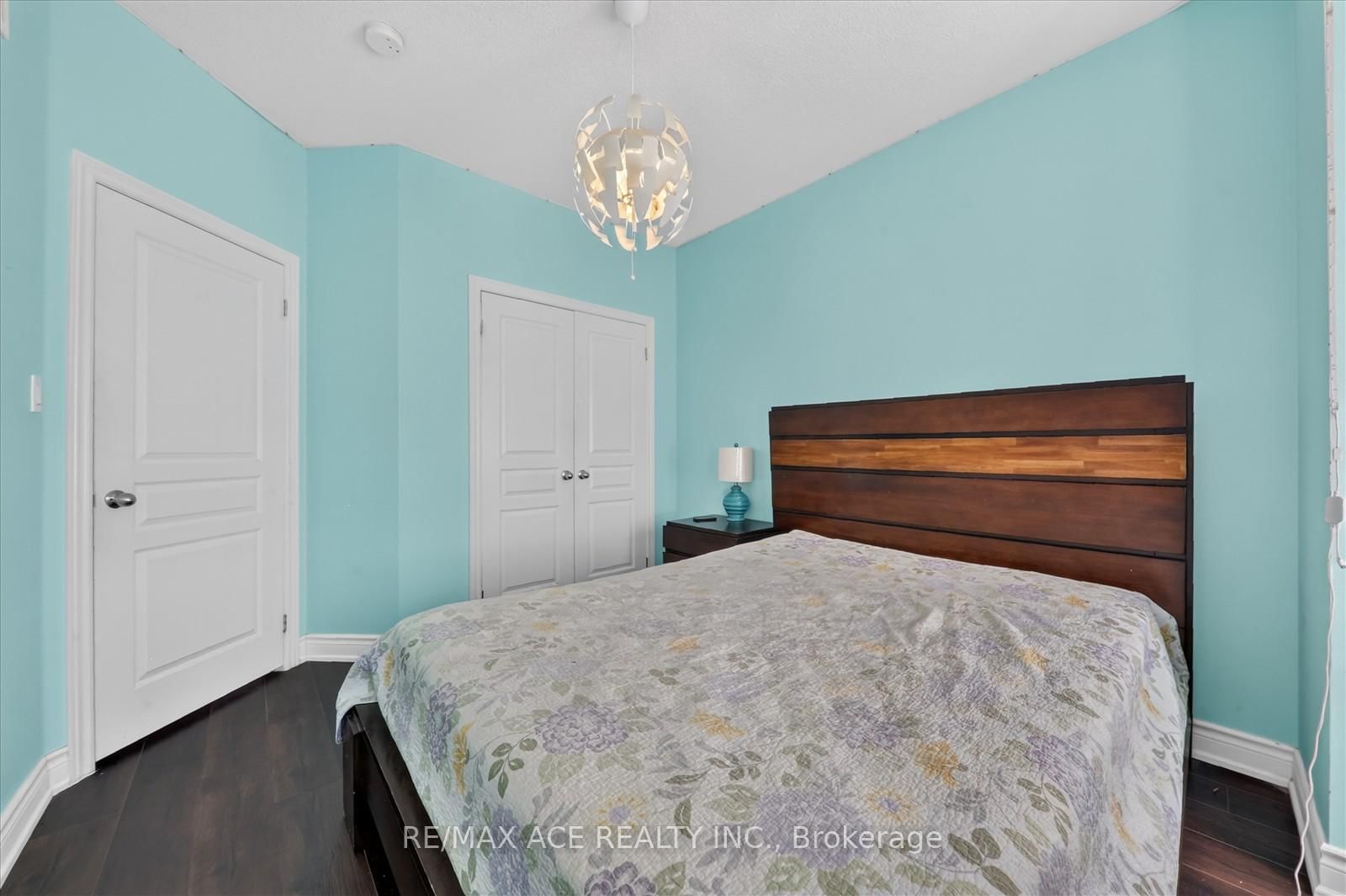 10 Andreeta Drive • Vaughan, ON photo 25