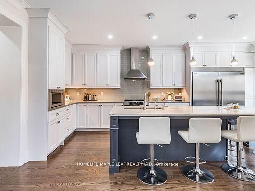 47 Hawke Crescent • New Tecumseth, ON photo 14