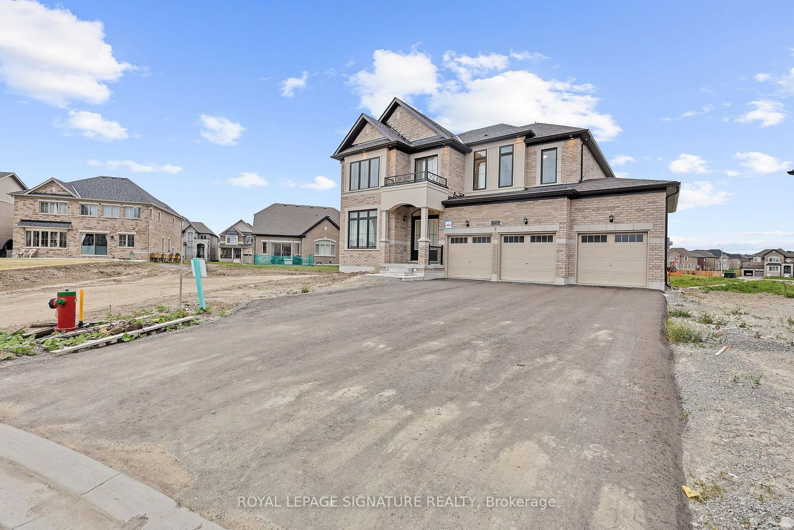 1733 Corsal Court • Innisfil, ON photo 1