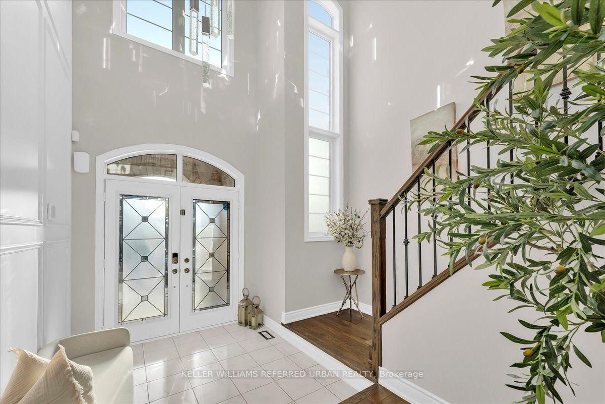 302 Inverness Way • Bradford West Gwillimbury, ON photo 5