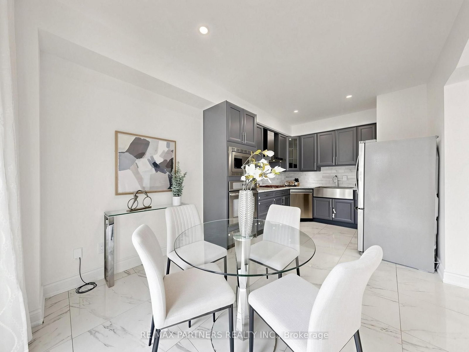 21 Russell Hill Road • Markham, ON photo 11