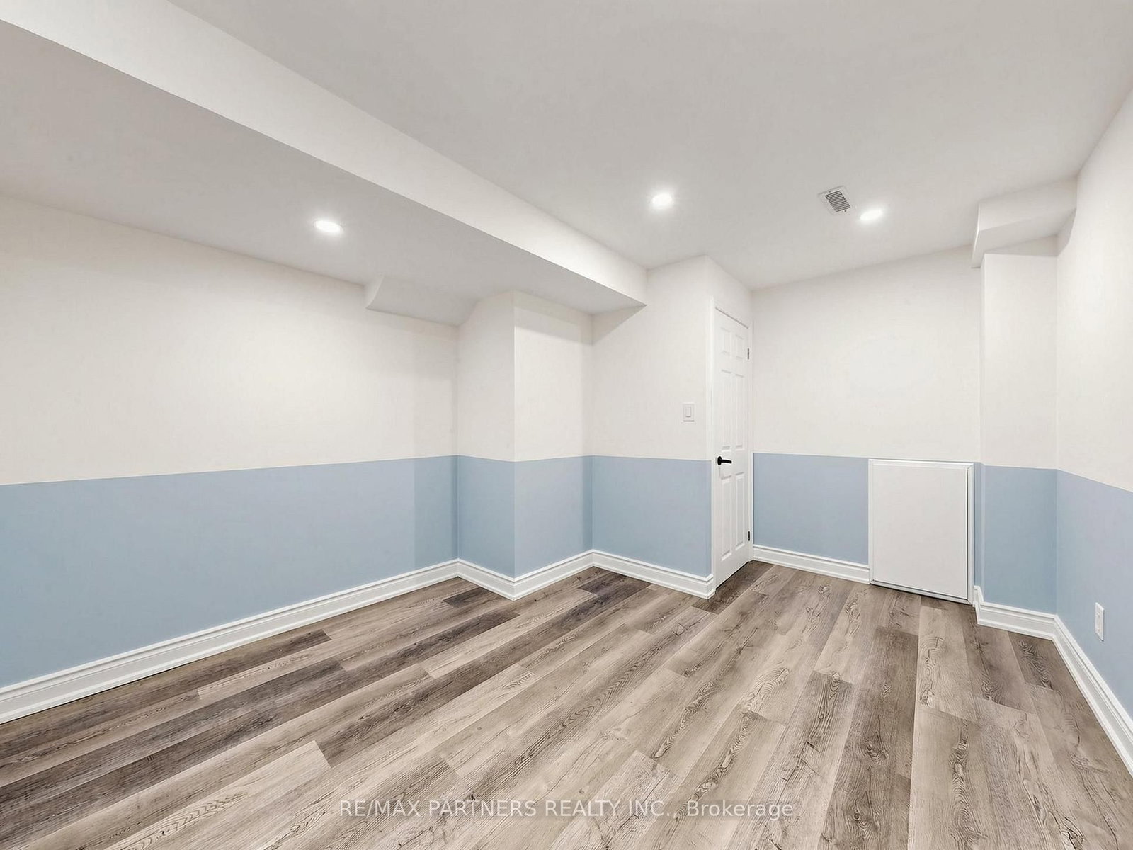 21 Russell Hill Road • Markham, ON photo 36