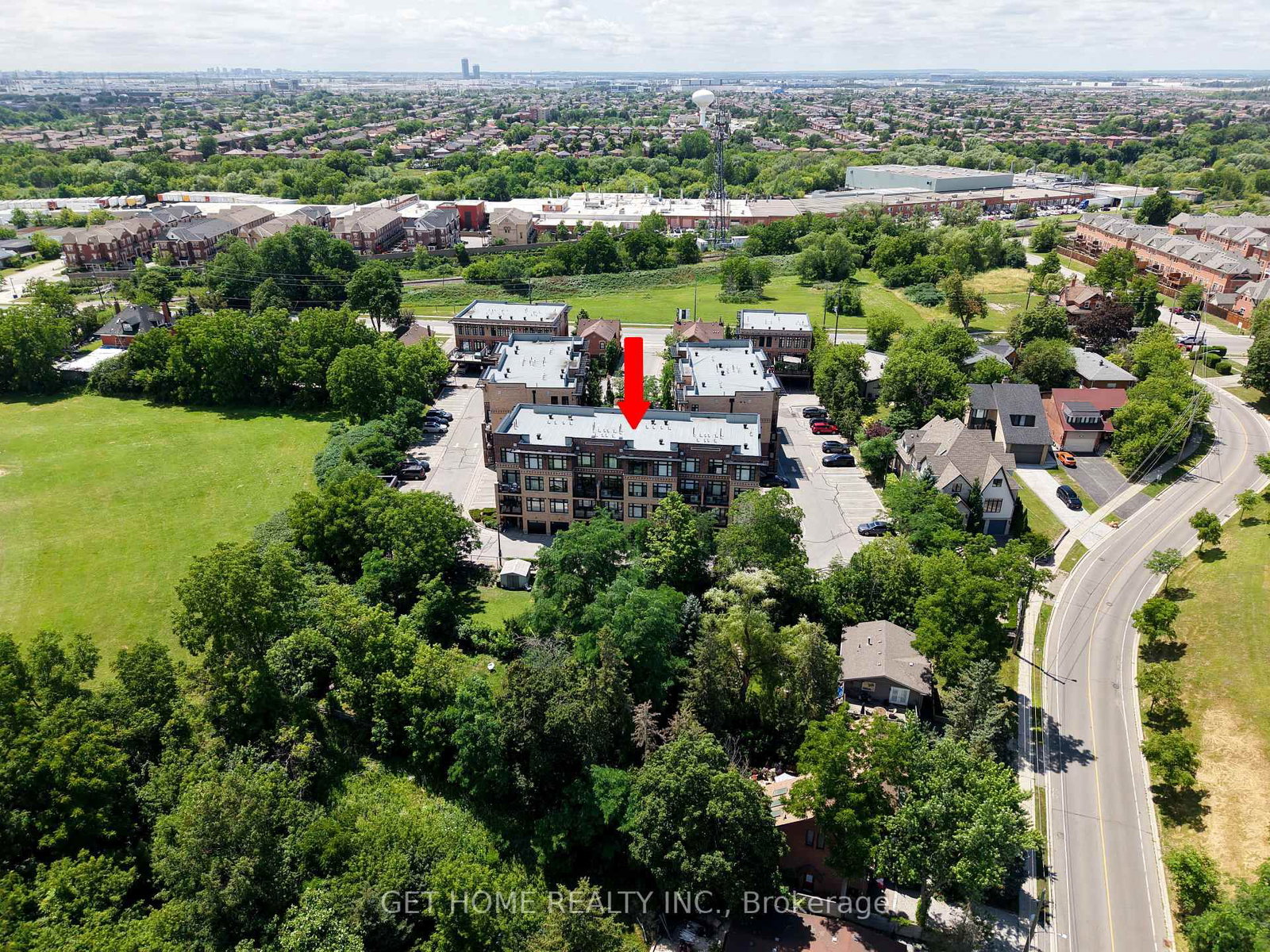8169 Kipling Avenue E • #22 • Vaughan, ON photo 27