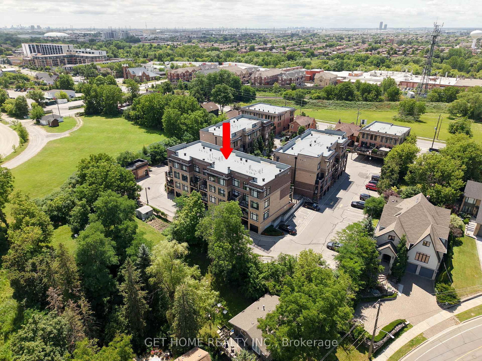 8169 Kipling Avenue E • #22 • Vaughan, ON photo 28