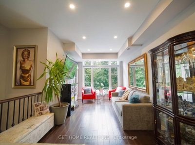 8169 Kipling Avenue E • #22 • Vaughan, ON photo 6