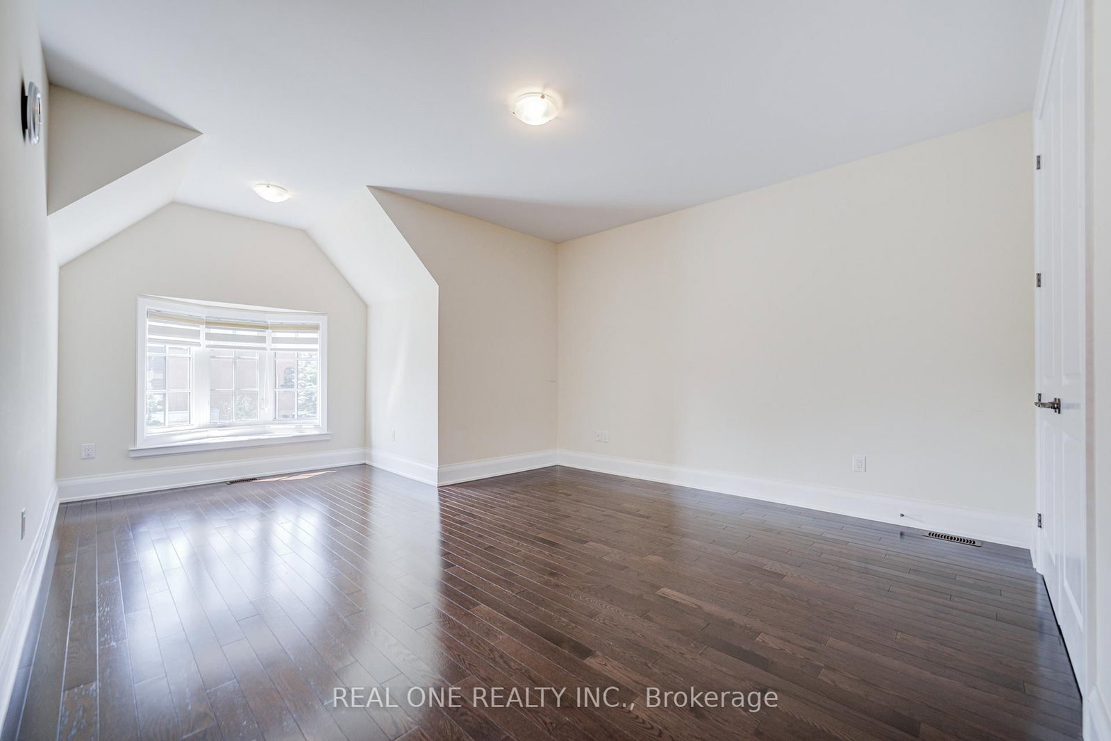 421 Flamingo Road • Vaughan, ON photo 31