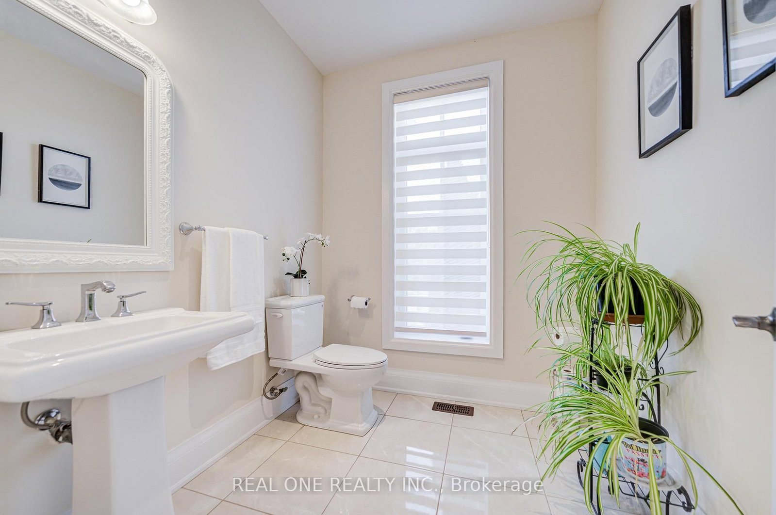 421 Flamingo Road • Vaughan, ON photo 9