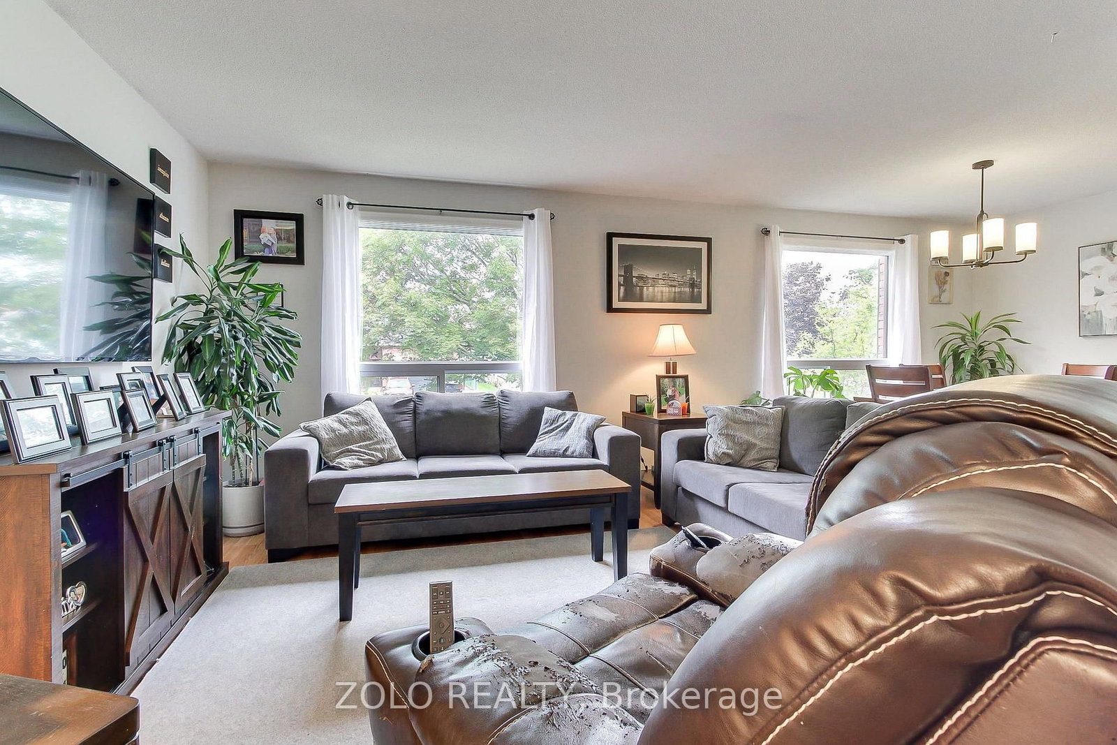 545 Colyer Street • Brock, ON photo 4