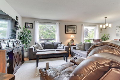 545 Colyer Street • Brock, ON photo 4