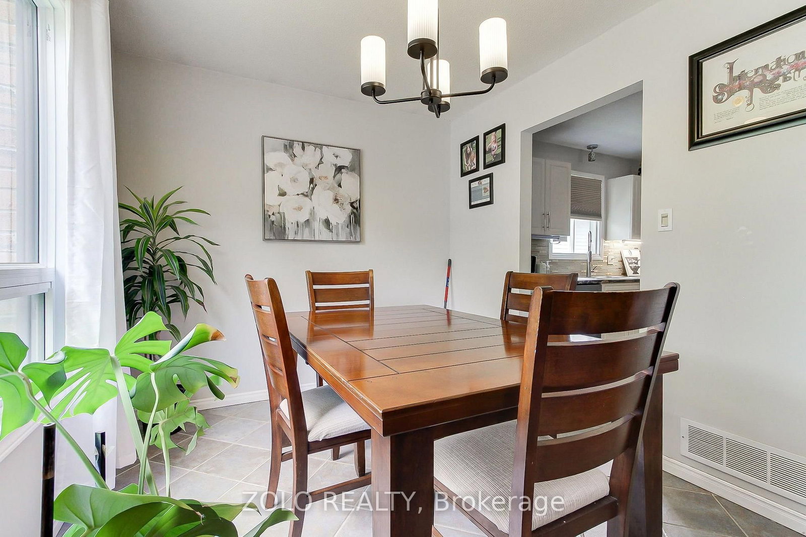 545 Colyer Street • Brock, ON photo 6