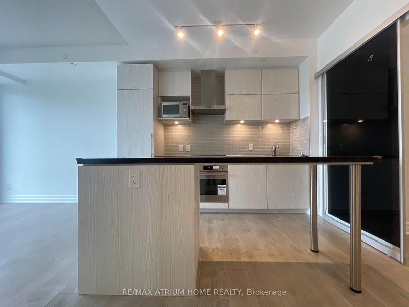 601 - 18 Rouge Valley Drive W