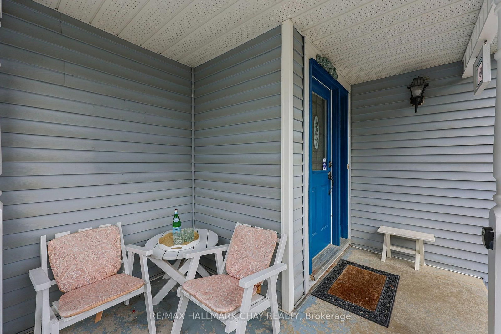 1034 Linden Street • Innisfil, ON photo 4