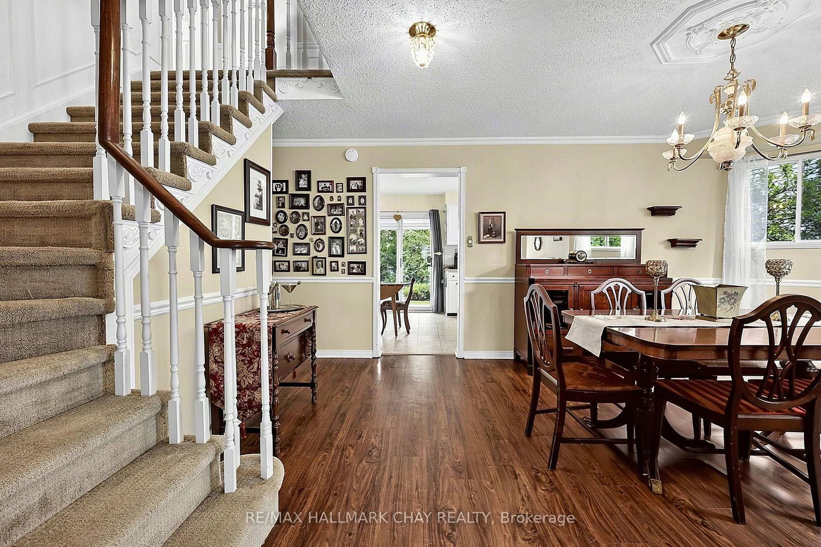 1034 Linden Street • Innisfil, ON photo 8