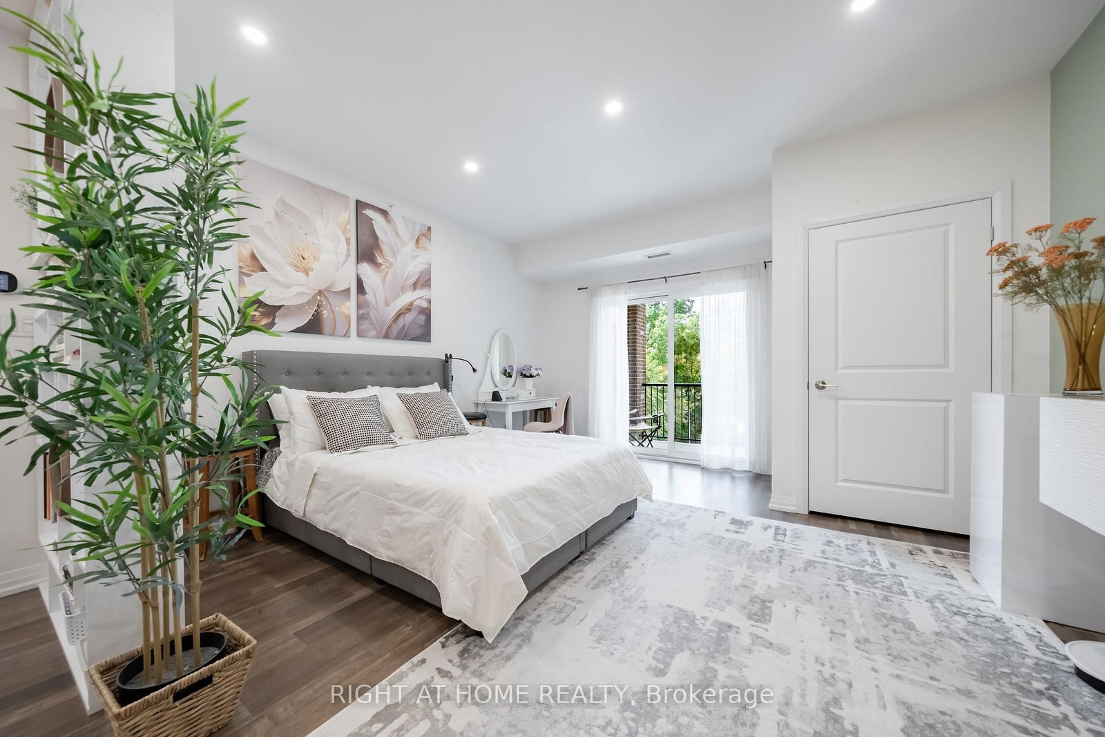 157 Wellington Street E • #304 • New Tecumseth, ON photo 1