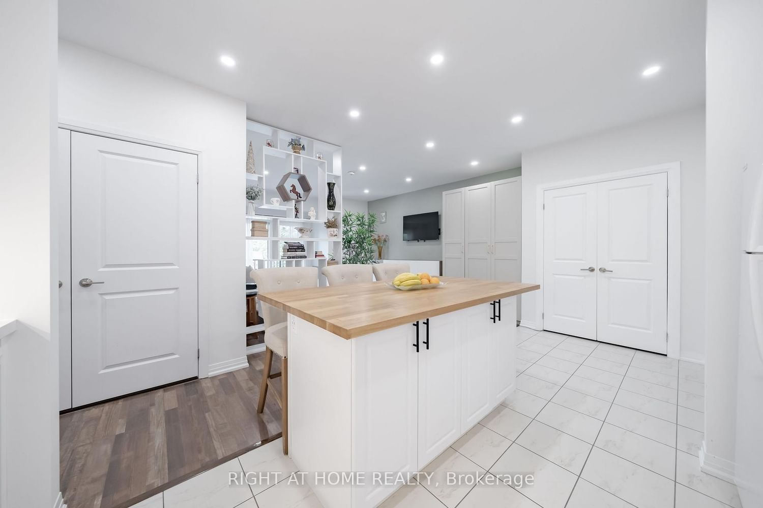 157 Wellington Street E • #304 • New Tecumseth, ON photo 11