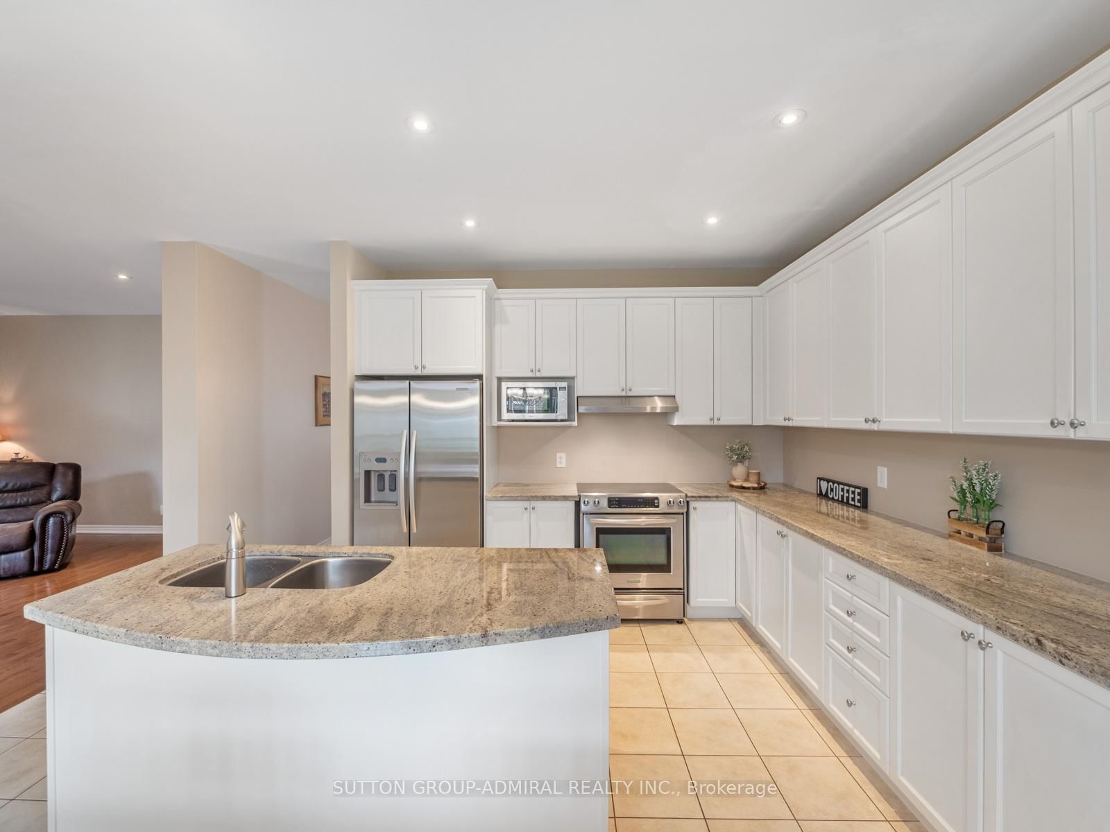 23 Kerr Lane • Aurora, ON photo 16