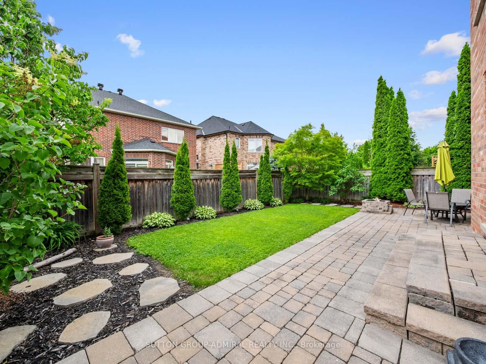 23 Kerr Lane • Aurora, ON photo 43