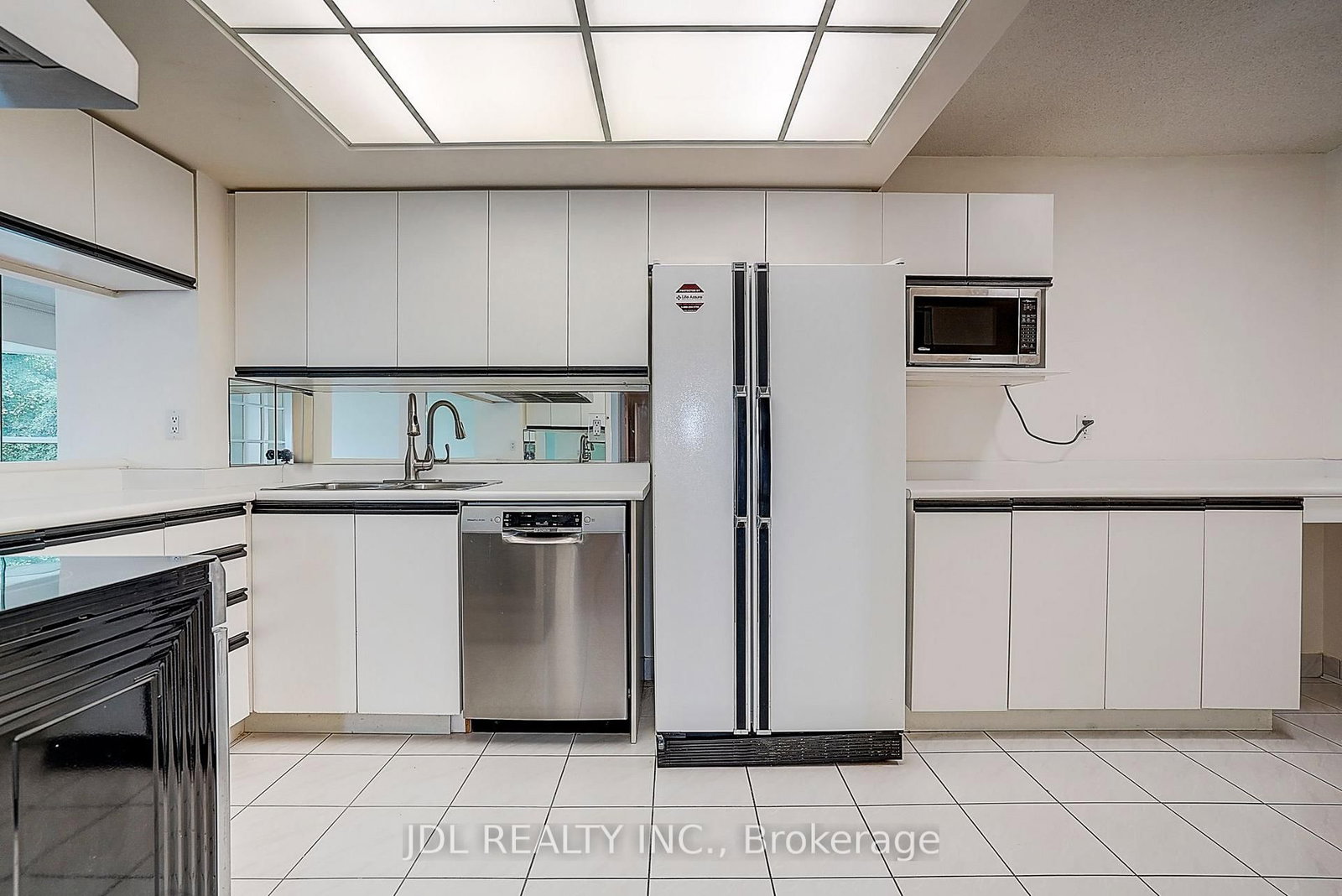 7825 Bayview Avenue • #219 • Markham, ON photo 18