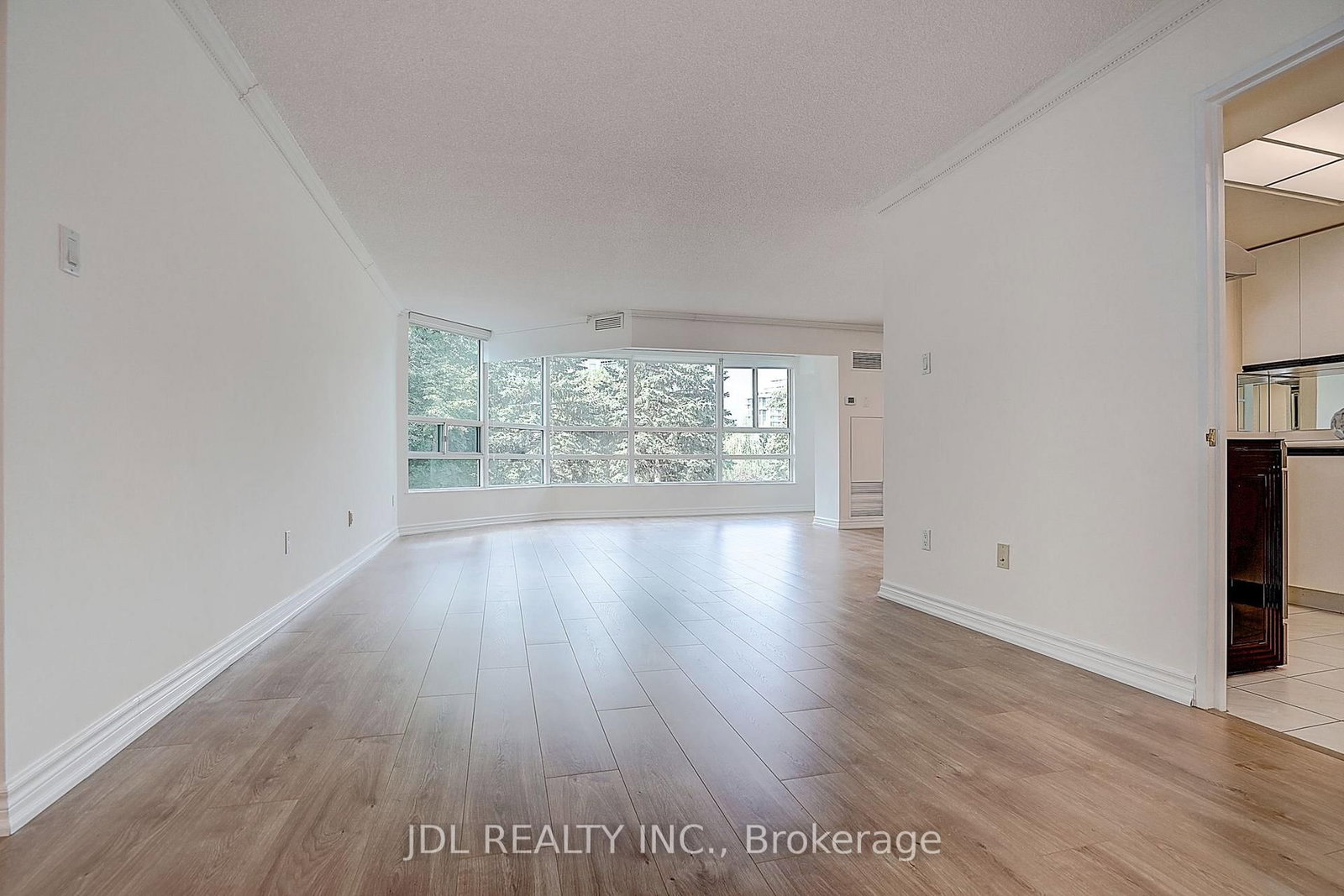 7825 Bayview Avenue • #219 • Markham, ON photo 9