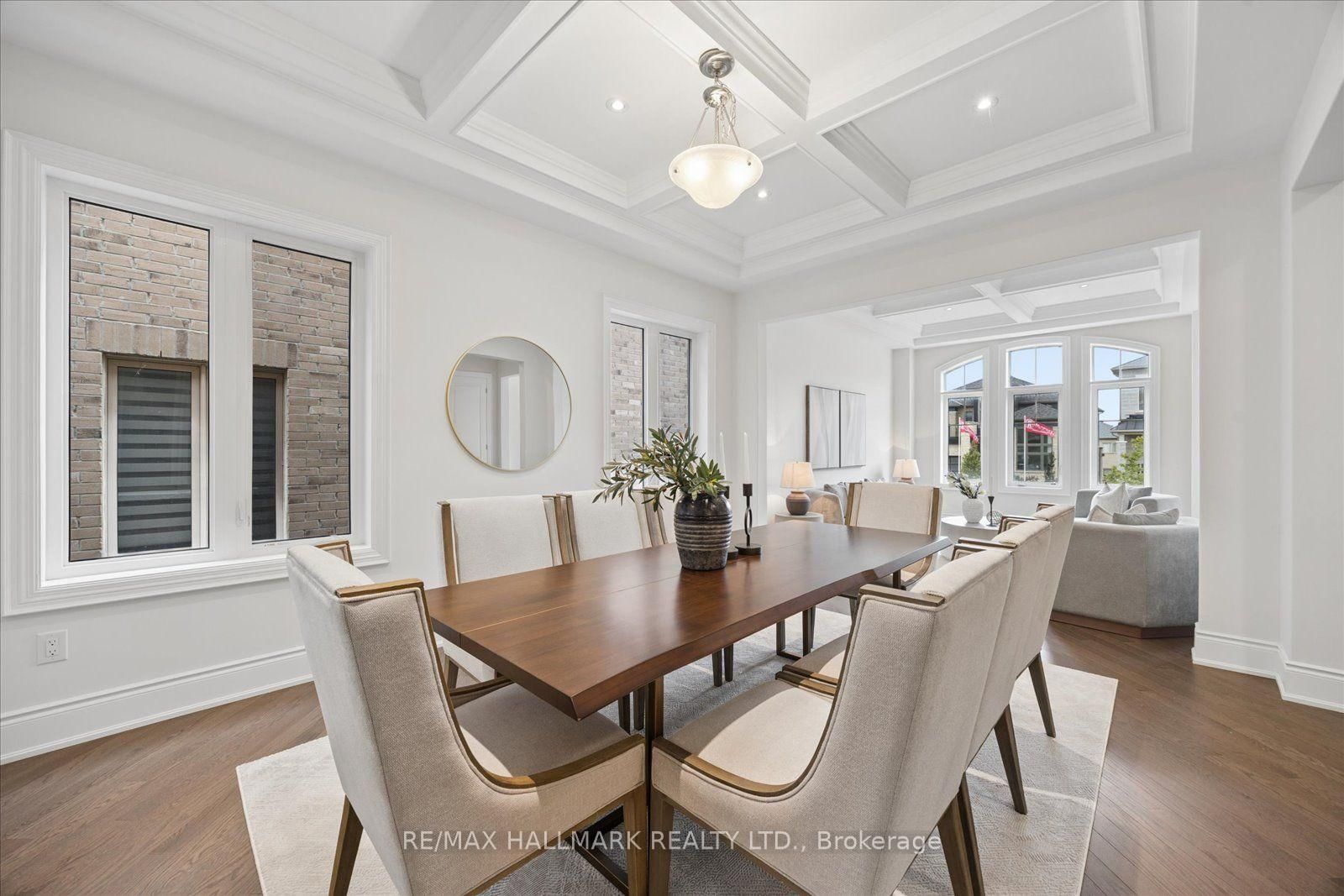 72 Silk Twist Drive • East Gwillimbury, ON photo 8