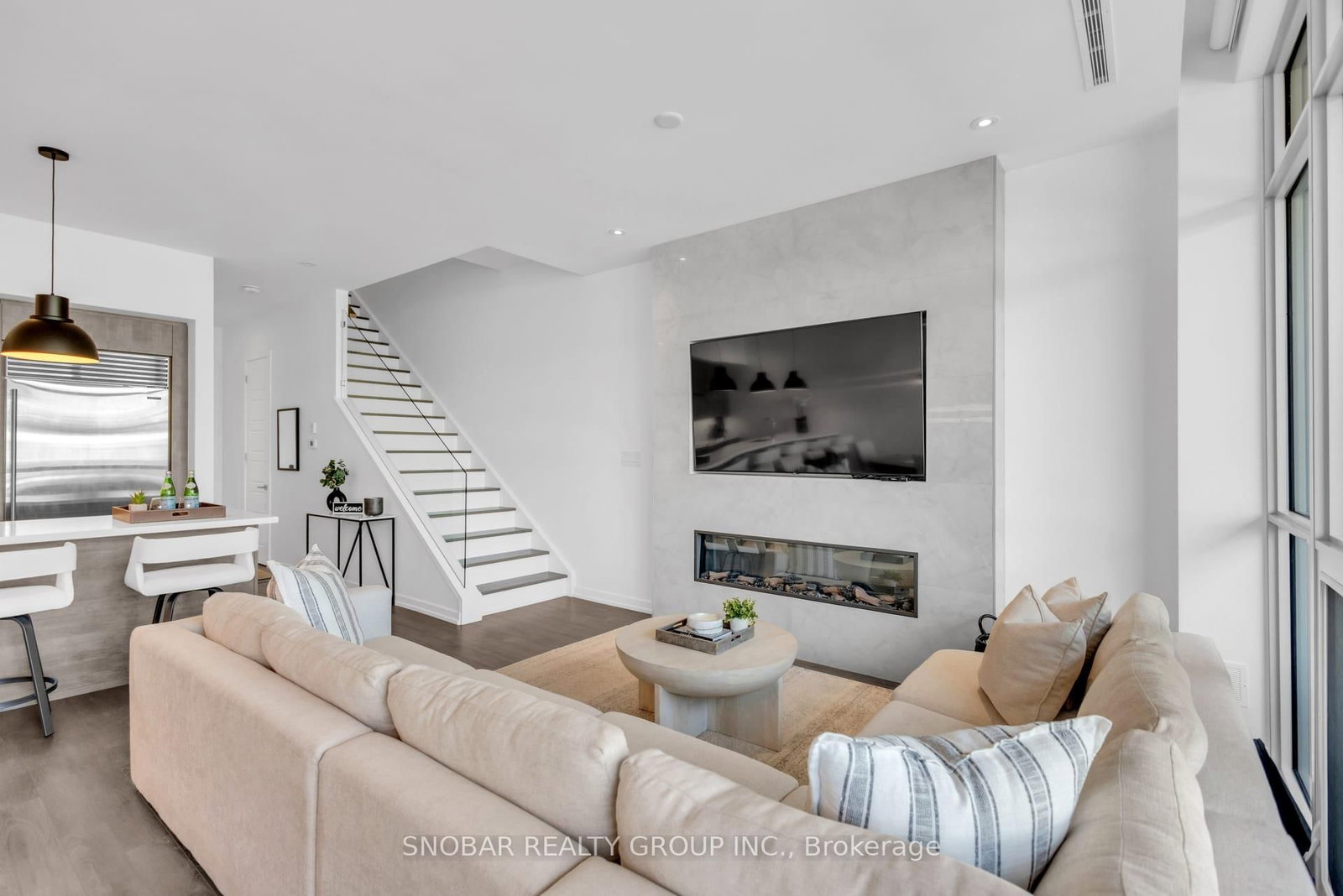 3690 Ferretti Court • Innisfil, ON photo 11