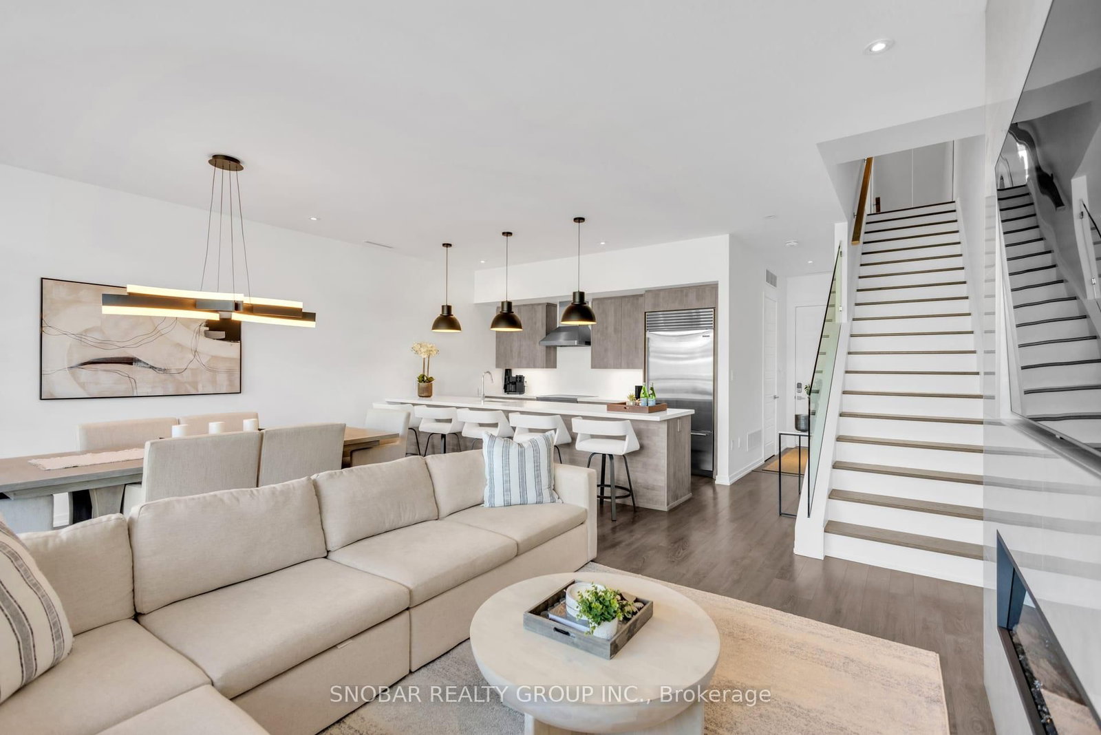 3690 Ferretti Court • Innisfil, ON photo 12