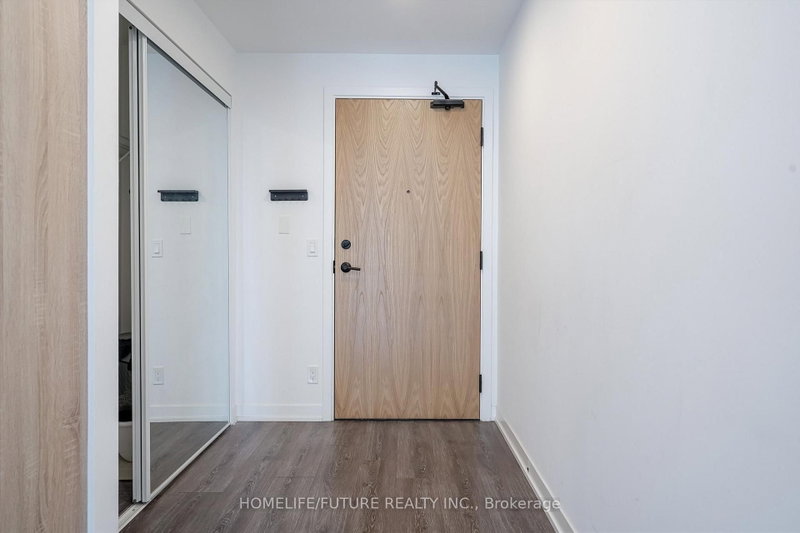 1202 - 7950 Bathurst Street