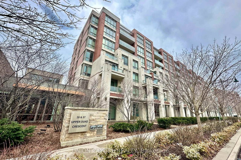 120 - 39 Upper Duke Crescent