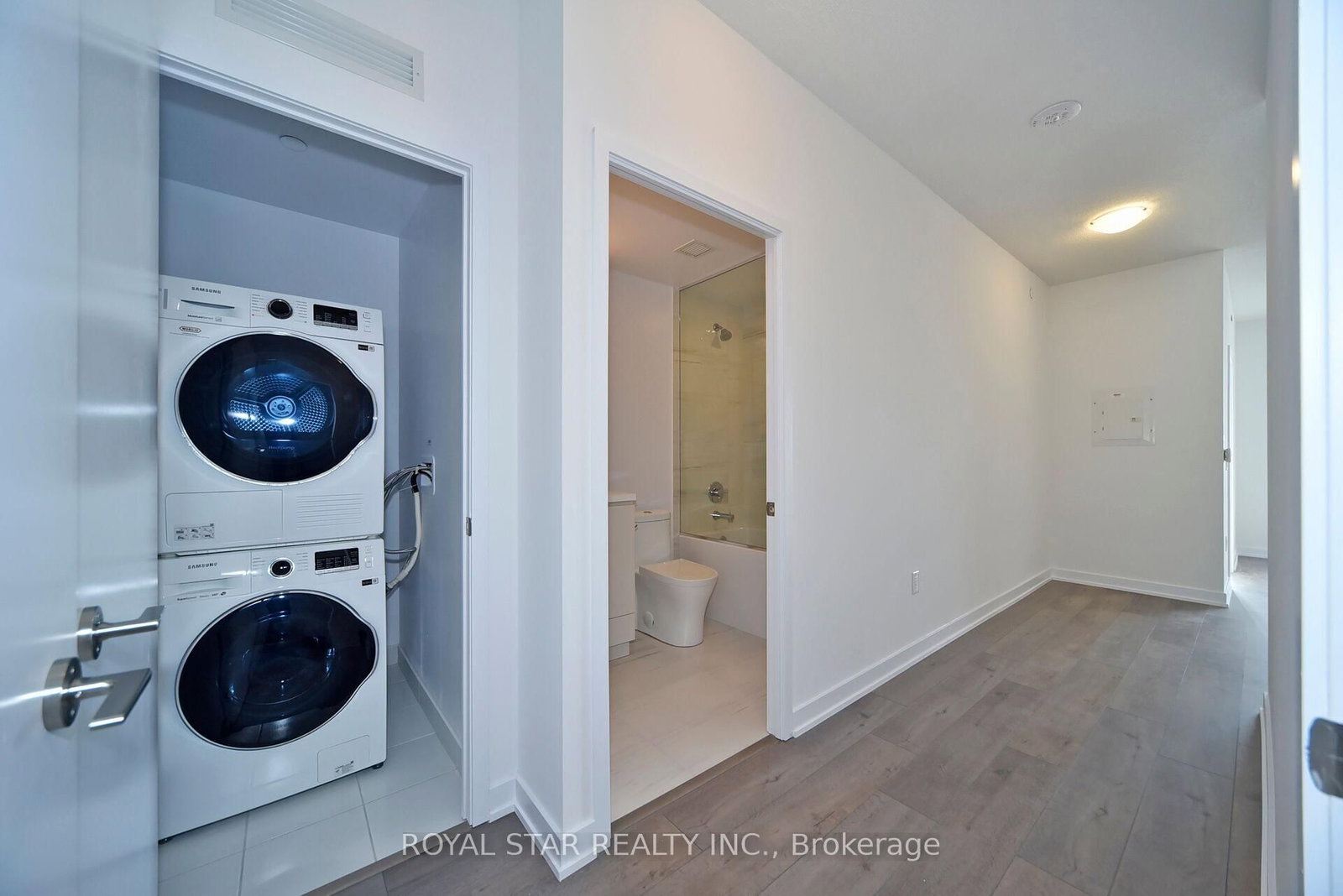 10 Honeycrisp Crescent • #909 • Vaughan, ON photo 10