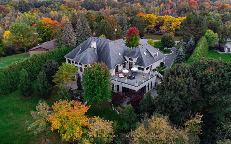 111 Manitou Drive
