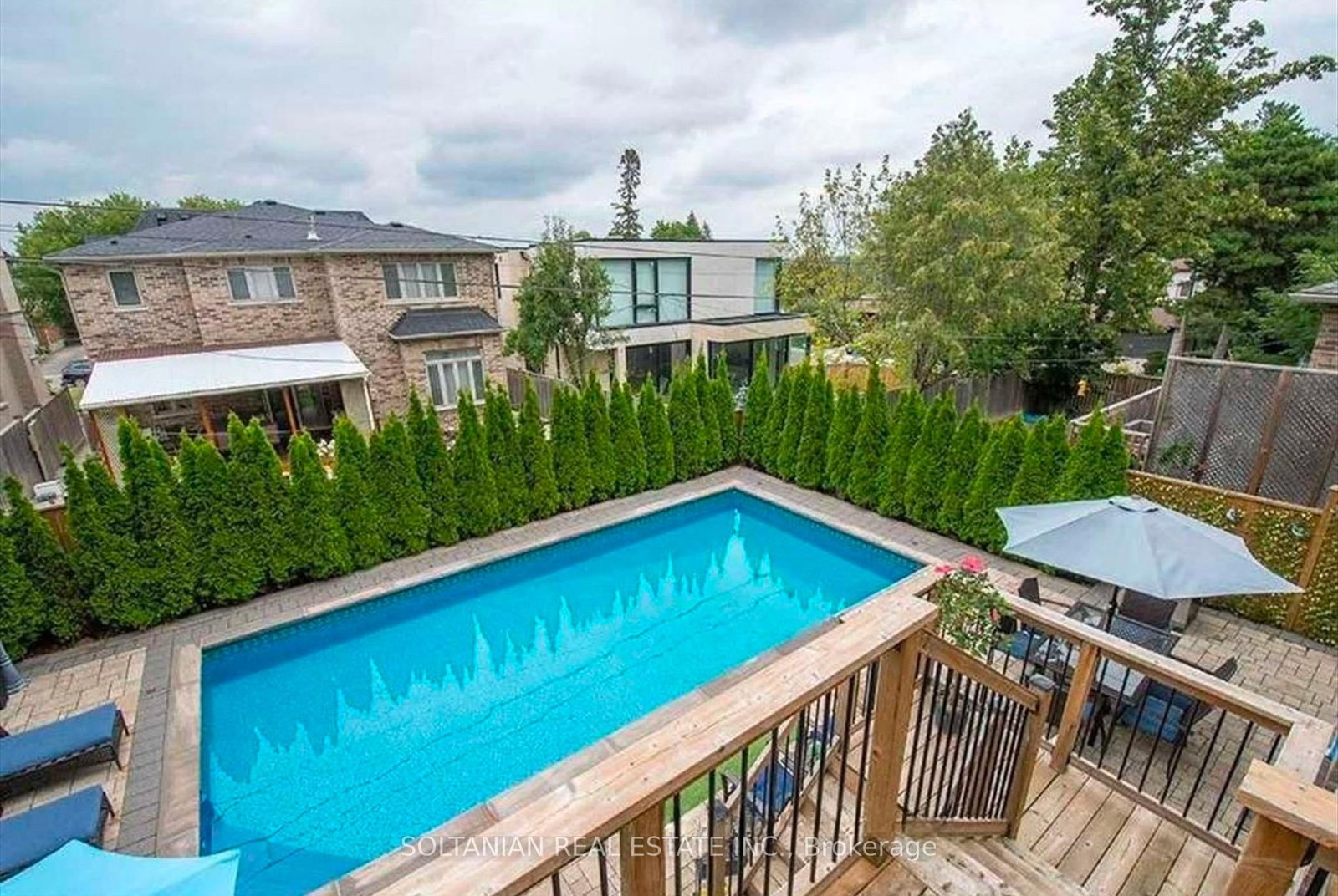 90 Grandview Avenue • Markham, ON photo 17