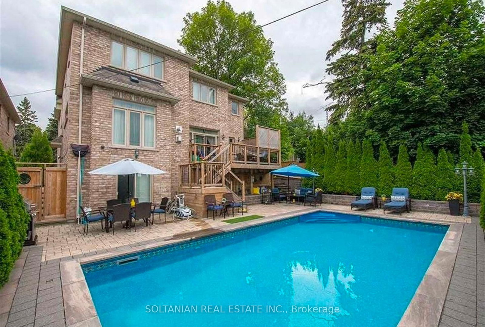 90 Grandview Avenue • Markham, ON photo 20
