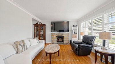 14 Winlaw Place • Markham, ON photo 6