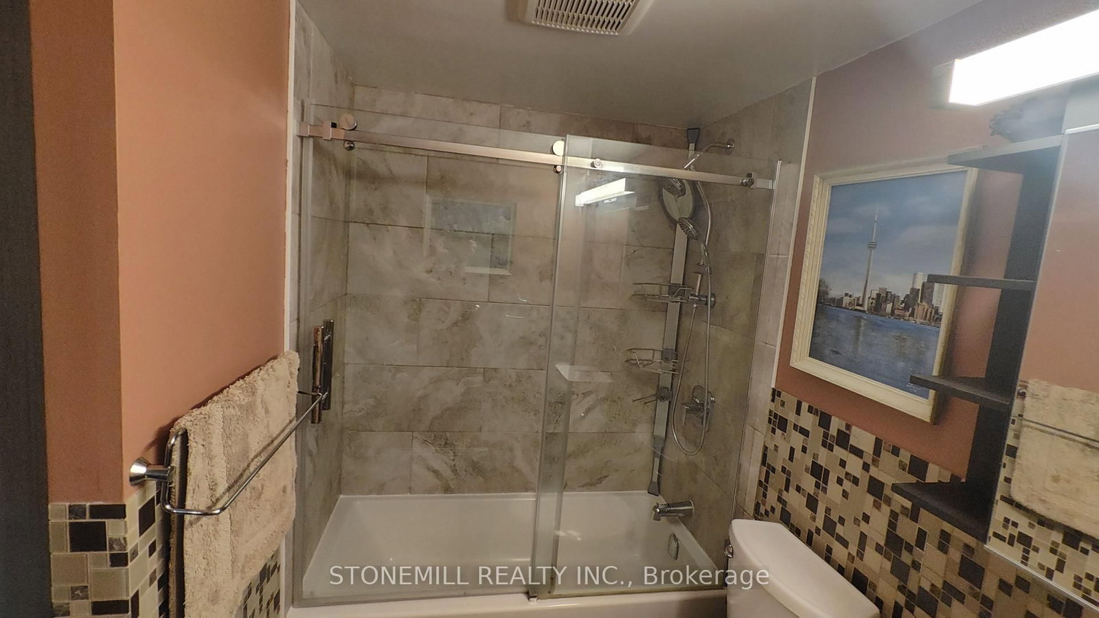 326 Major Mackenzie Drive E • #814 • Richmond Hill, ON photo 23