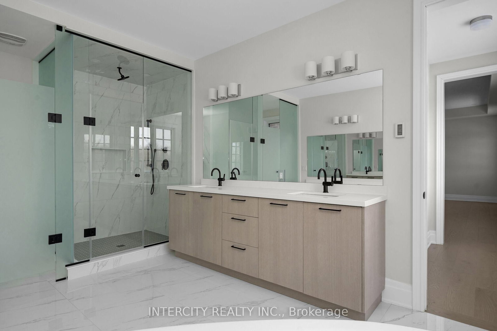 8 Heart Lake Circle • King, ON photo 26