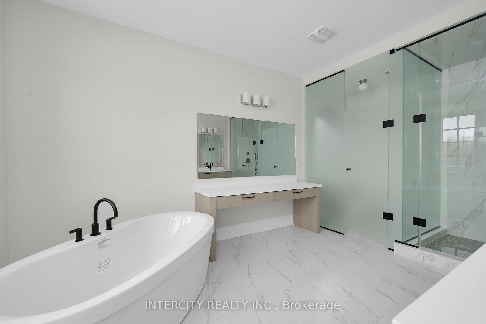 8 Heart Lake Circle • King, ON photo 27