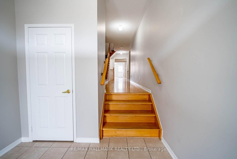206 Lageer Dr photo 5