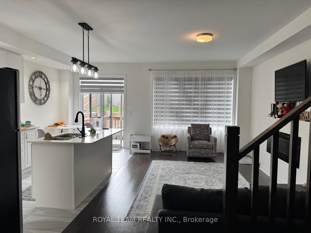 1998 McNeil Street 5