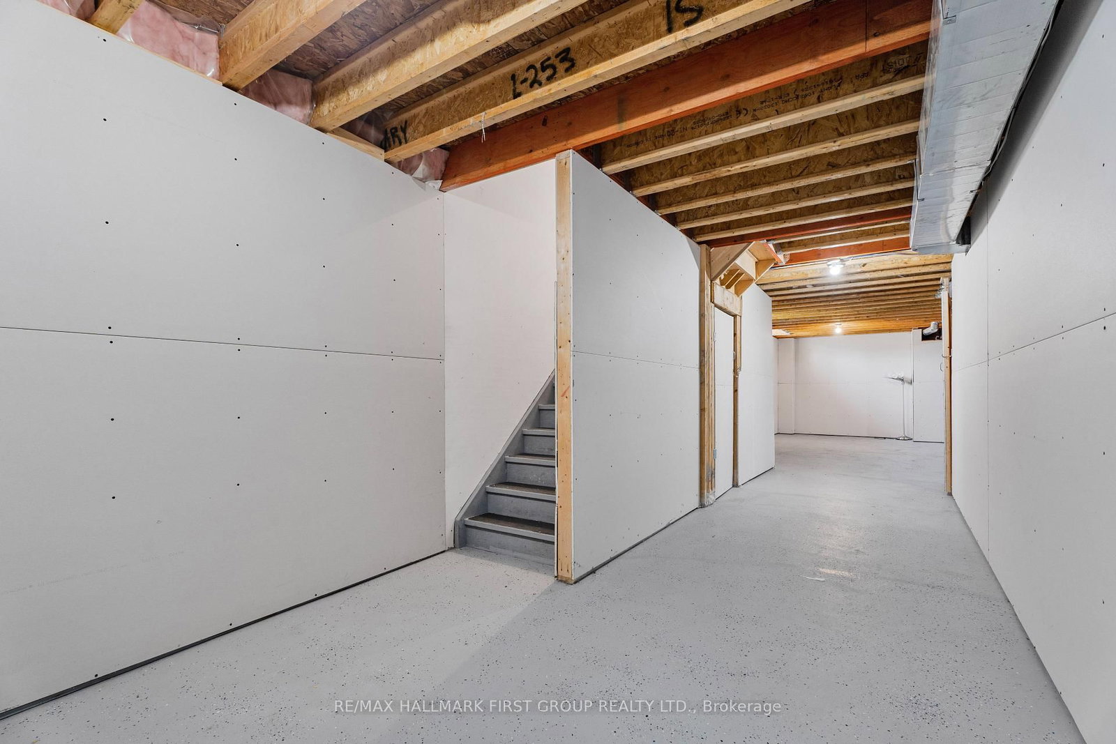 2 Foster Hewitt Street • Brock, ON photo 23
